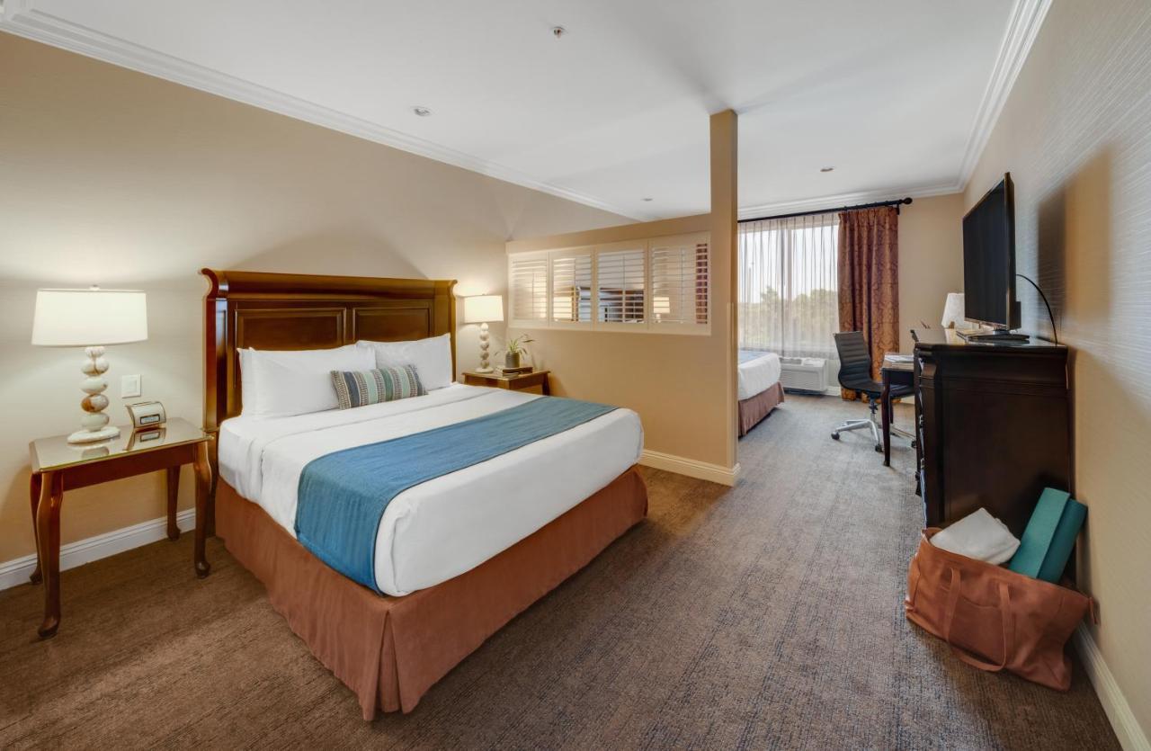 Hotel Ayres & Moreno Valley/riverside